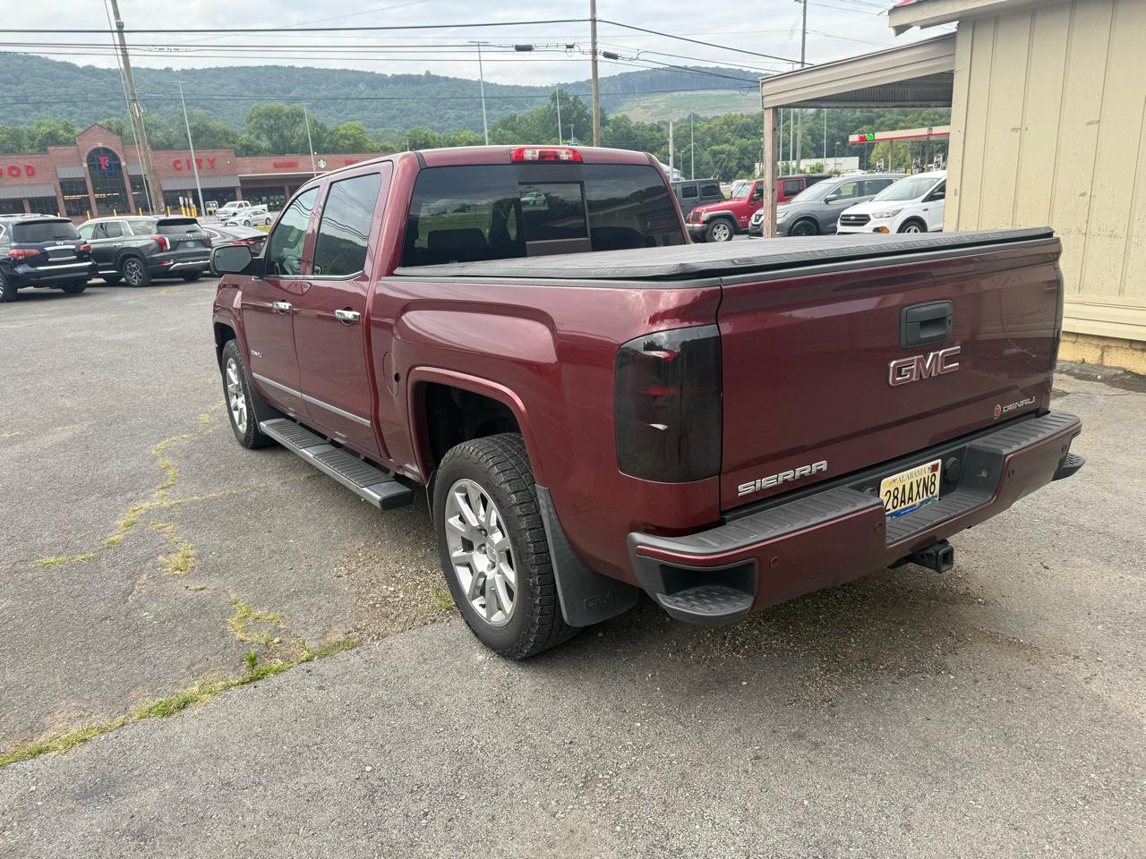 GMC Sierra 1500 Denali Crew Cab 2WD 2014