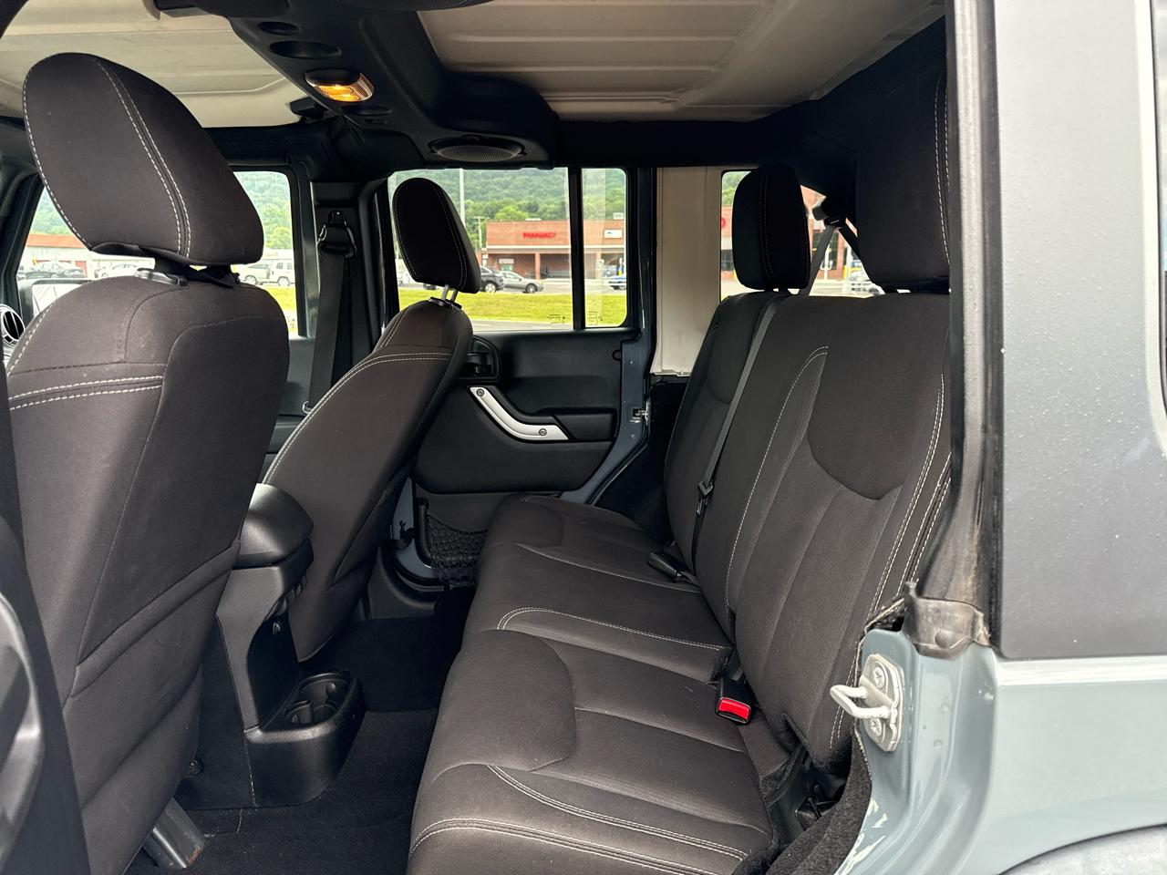 Jeep Wrangler Unlimited Rubicon 4WD 2014