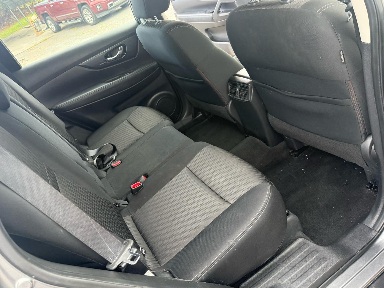 Nissan Rogue SV AWD 2018