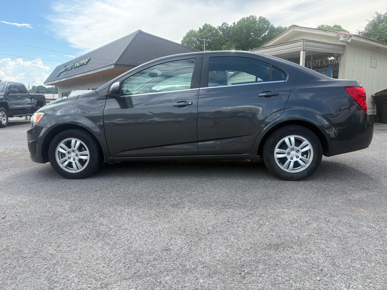 Chevrolet Sonic LT Auto Sedan 2016