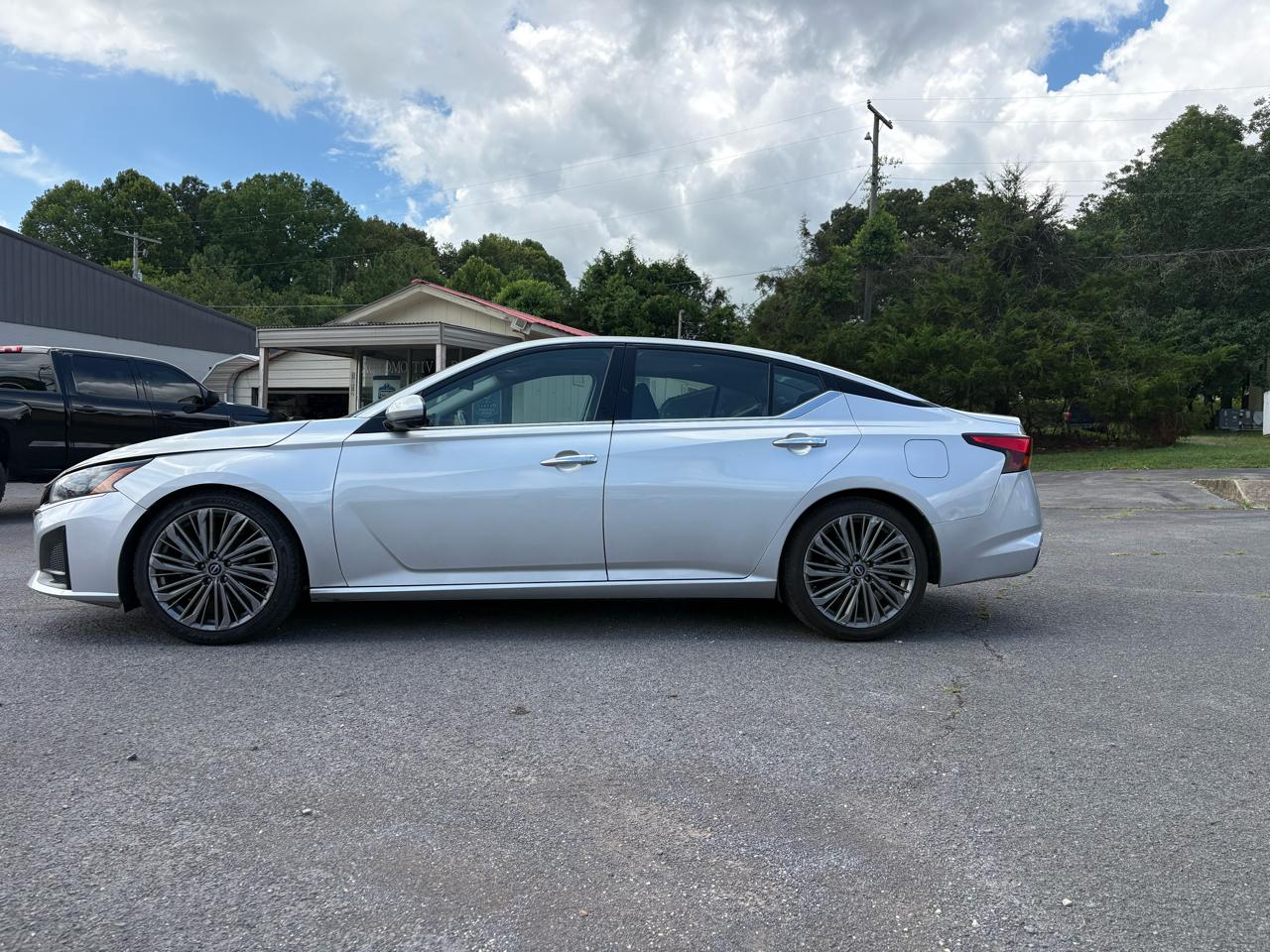 Nissan Altima 2.5 SL 2023
