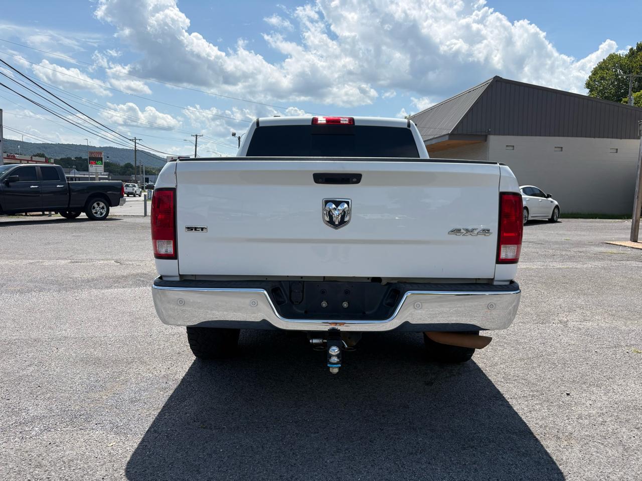 RAM 1500 SLT Crew Cab SWB 4WD 2018