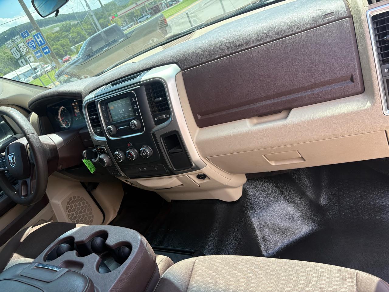 RAM 1500 SLT Crew Cab SWB 4WD 2018