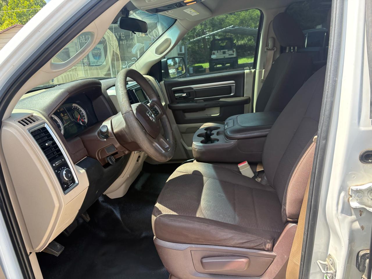 RAM 1500 SLT Crew Cab SWB 4WD 2018