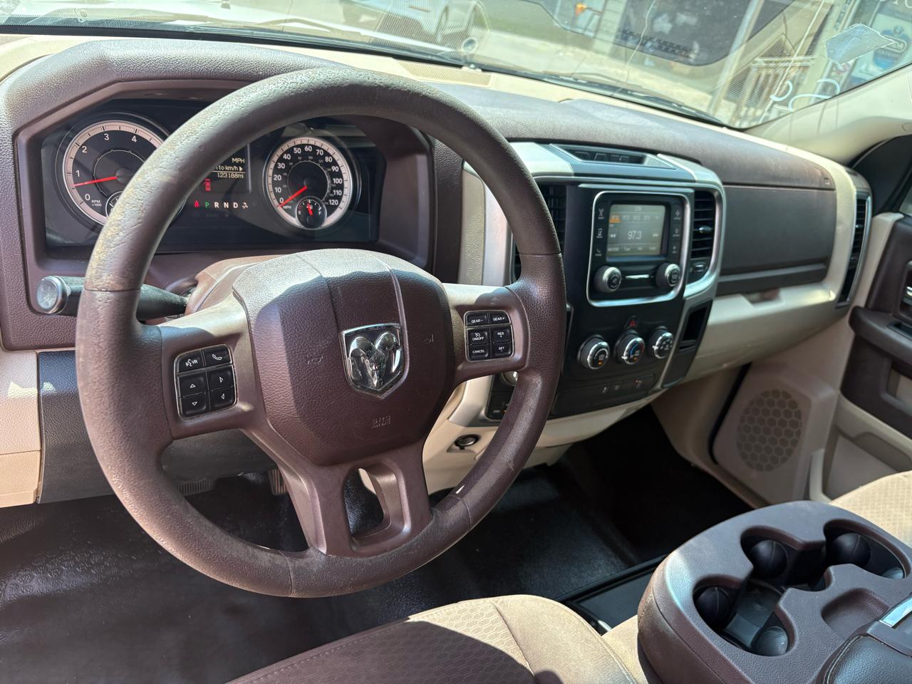 RAM 1500 SLT Crew Cab SWB 4WD 2018