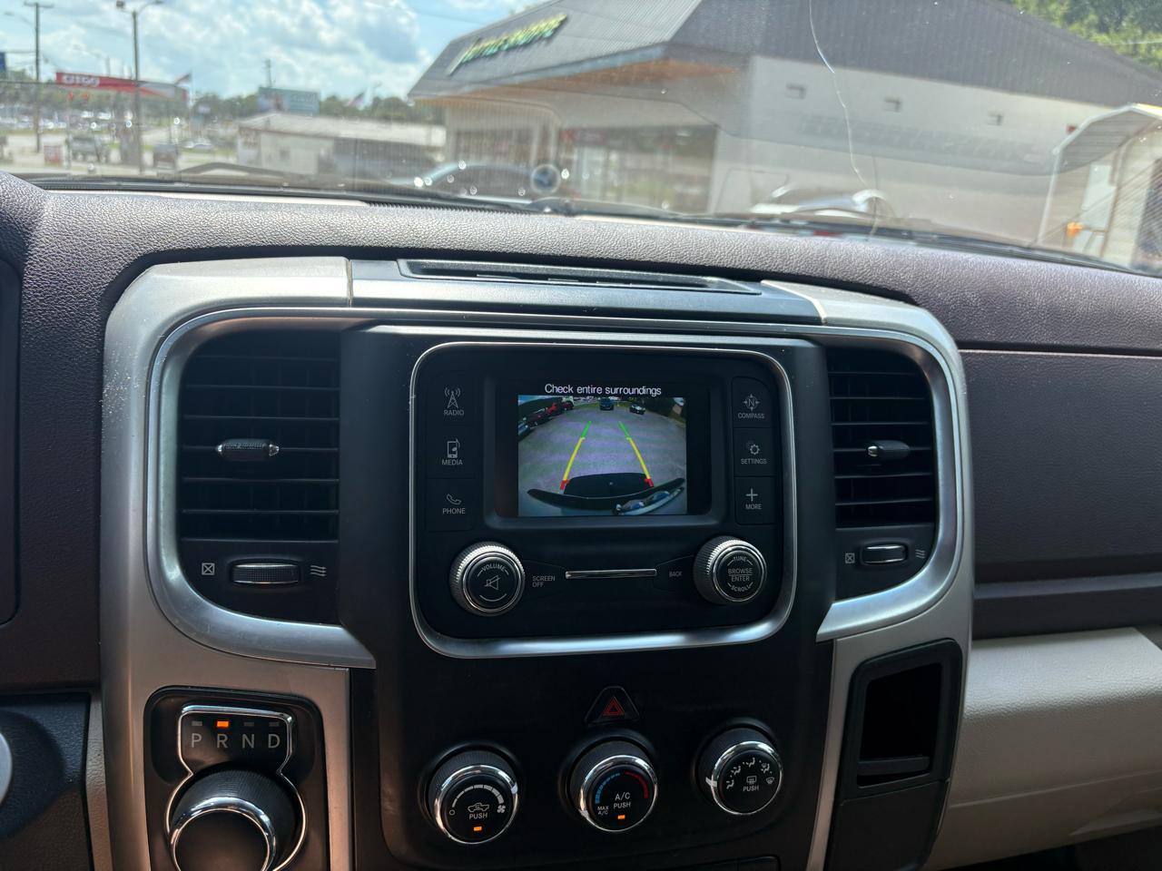 RAM 1500 SLT Crew Cab SWB 4WD 2018