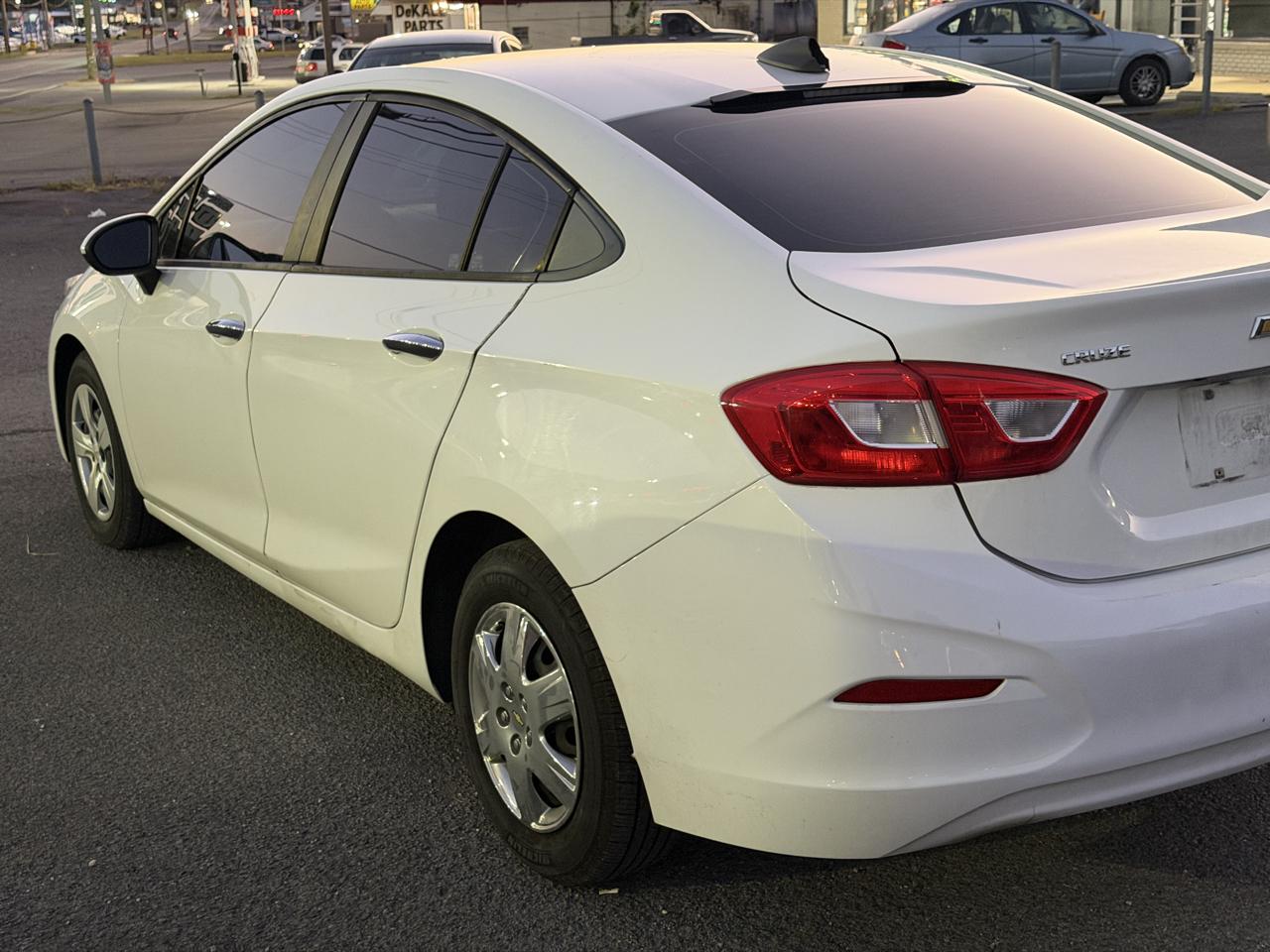Chevrolet Cruze LS Auto 2016