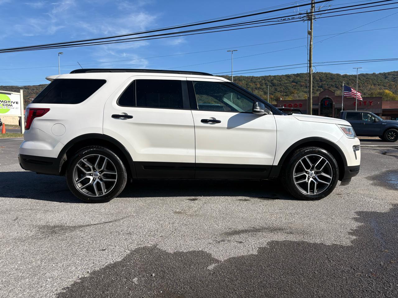 Ford Explorer Sport 4WD 2019