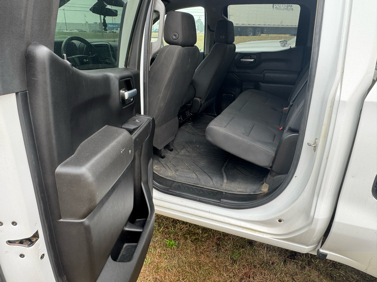 Chevrolet Silverado 1500 Custom Crew Cab Short Box 4WD 2021