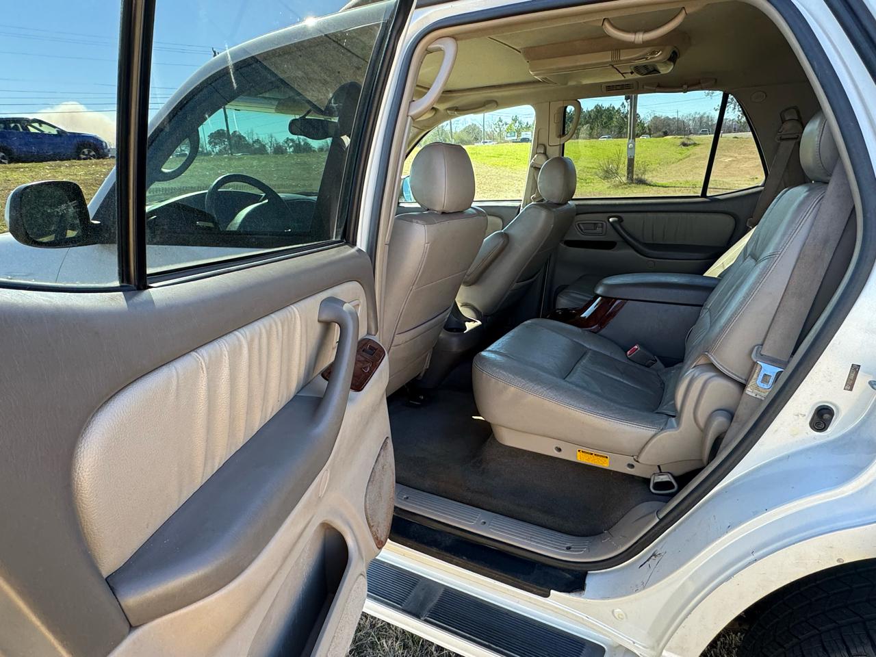 Toyota Sequoia Limited 2WD 2006