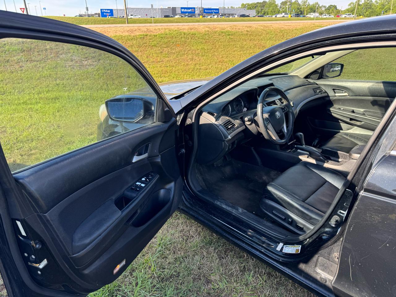 Honda Accord SE Sedan AT 2011