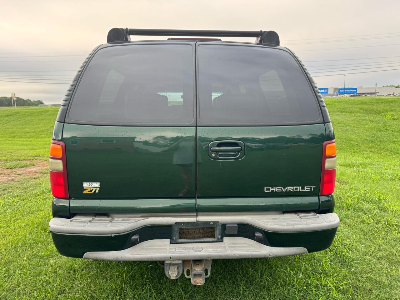 Chevrolet Suburban 1500 4WD 2003