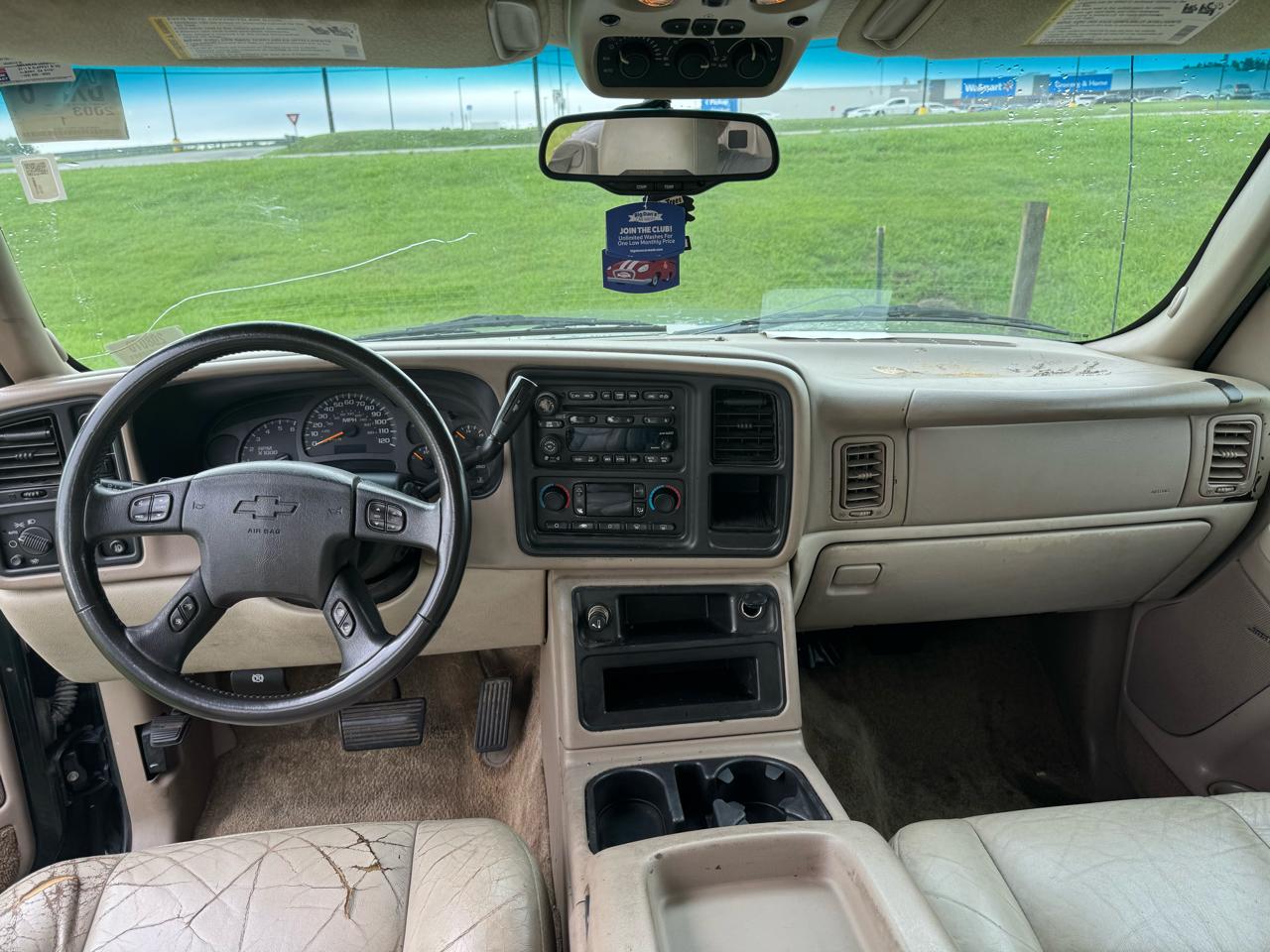 Chevrolet Suburban 1500 4WD 2003