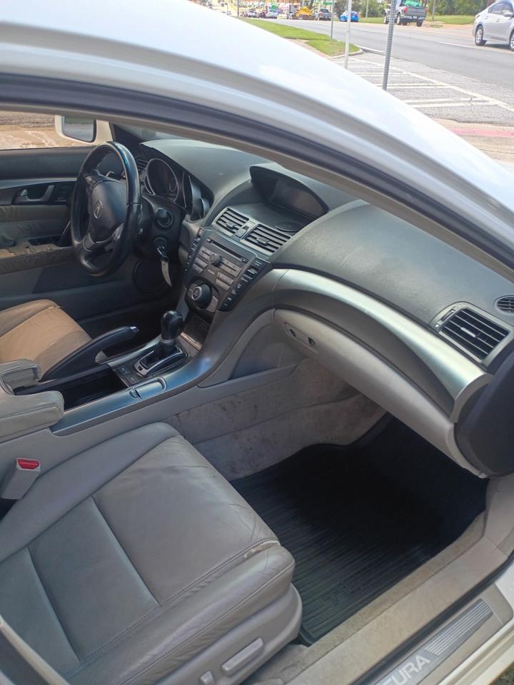 Acura TL 5-Speed AT 2009