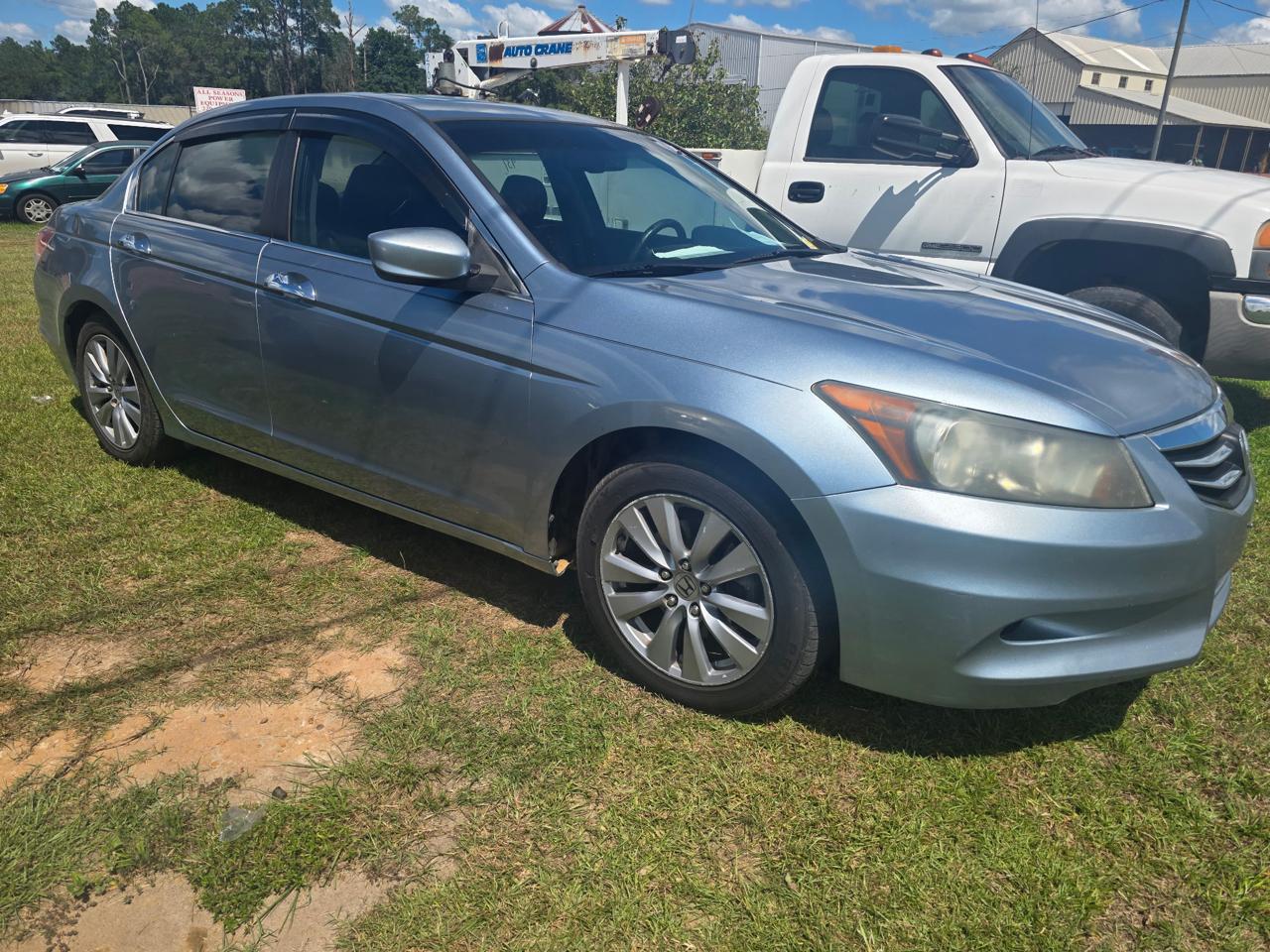 Honda Accord EX-L V-6 Sedan AT 2011