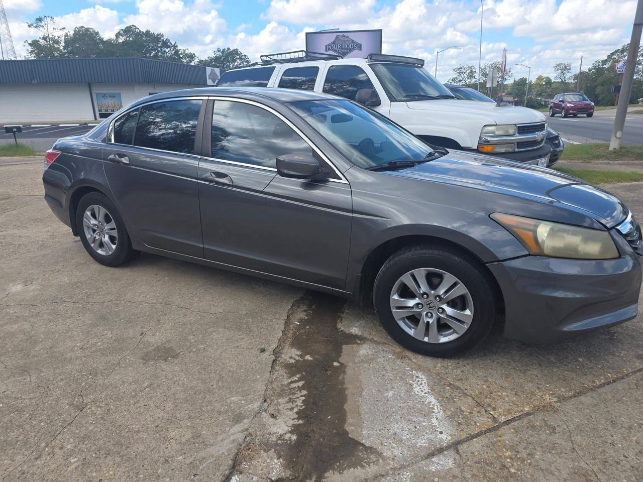 Honda Accord LX-P Sedan AT 2011