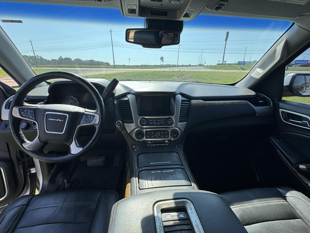 GMC Yukon XL Denali 4WD 2016