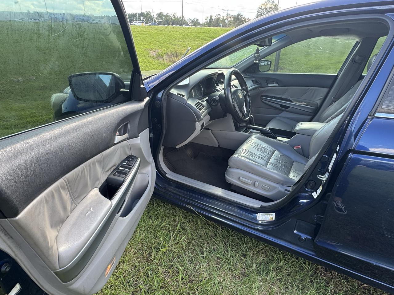 Honda Accord EX-L Sedan AT 2010