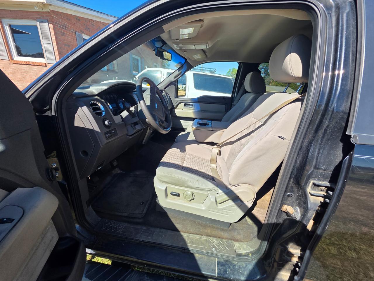 Ford F-150 Lariat SuperCrew 6.5-ft. Bed 4WD 2010