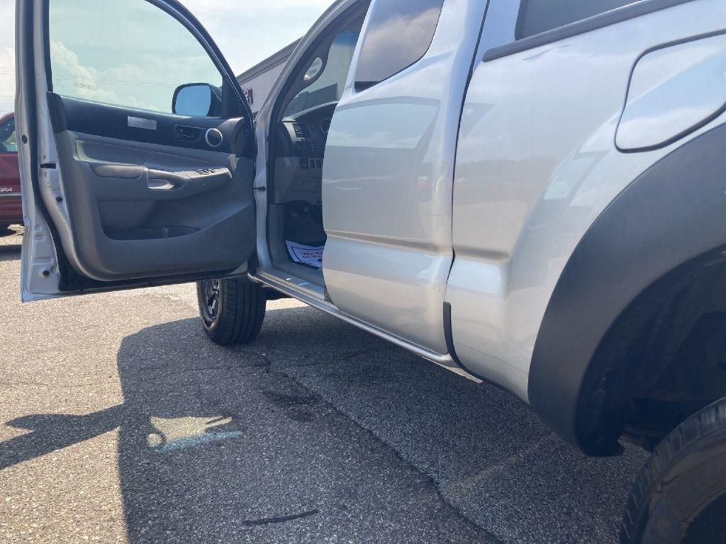Toyota Tacoma  2008