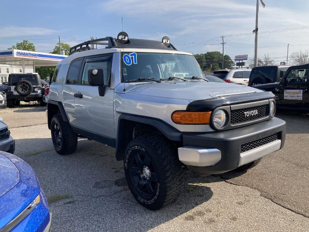 Toyota FJ Cruiser  2007