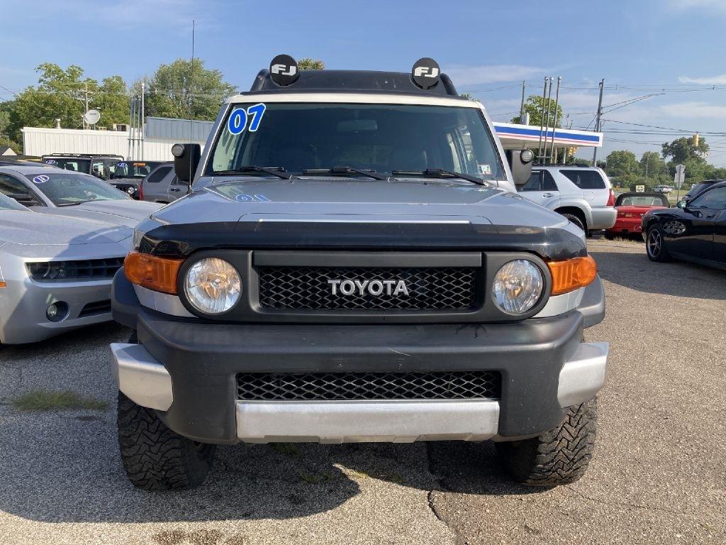 Toyota FJ Cruiser  2007