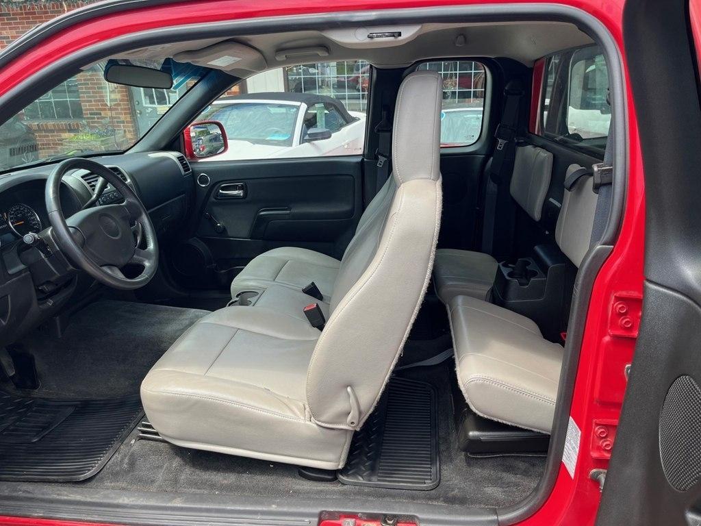 Chevrolet Colorado  2011