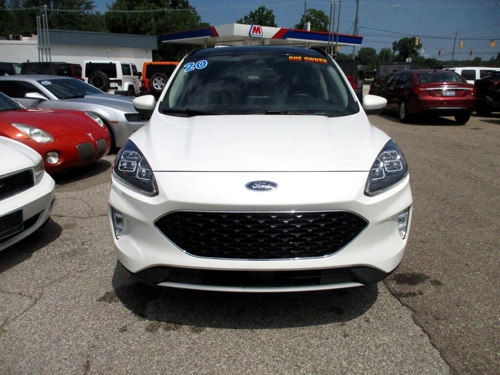 2020 Ford Escape Titanium photo 3