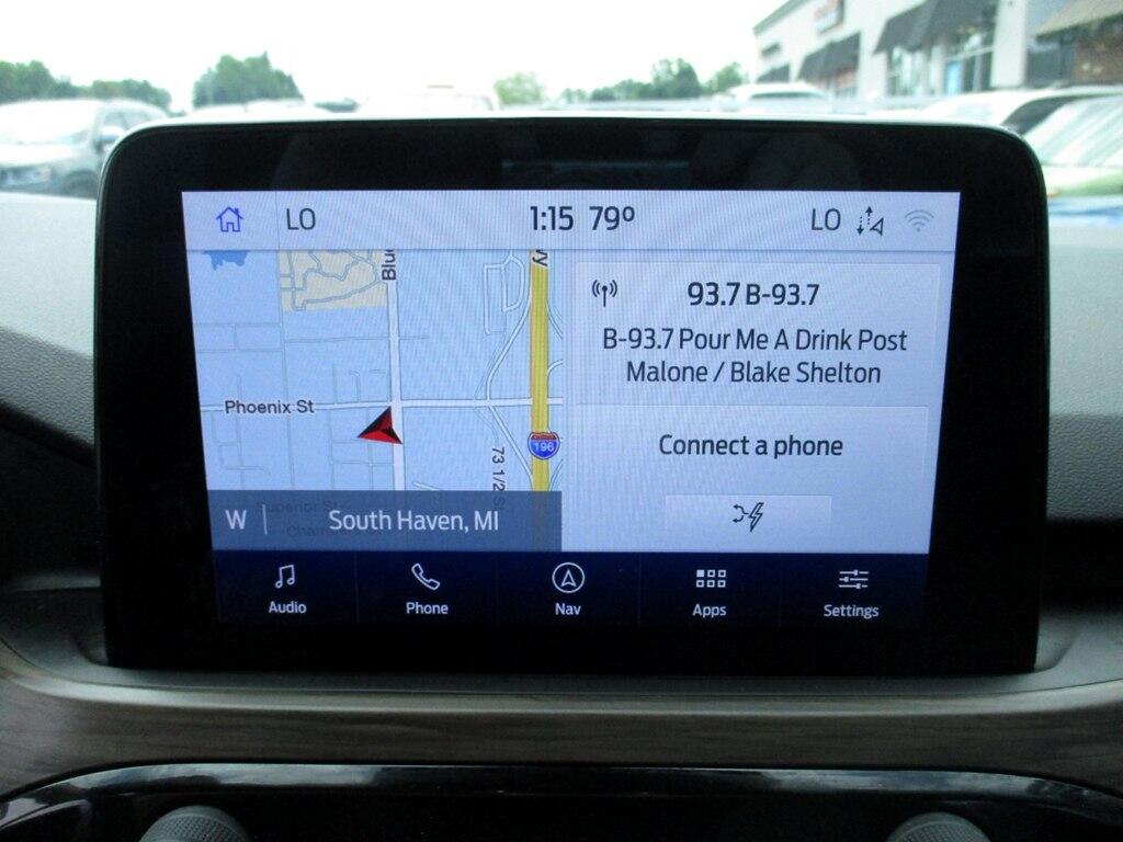 2020 Ford Escape Titanium photo 13