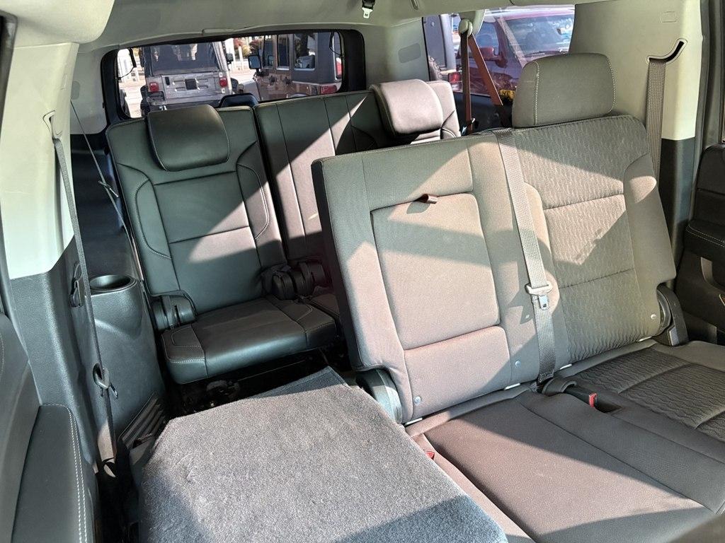 Chevrolet Suburban  2020