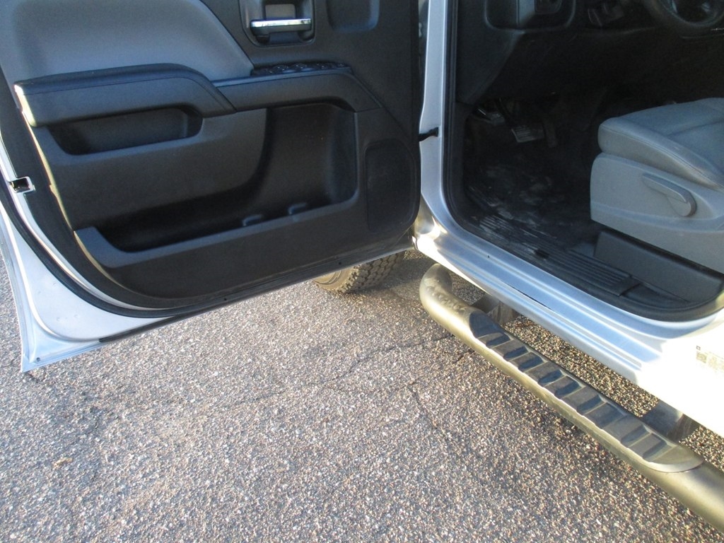 2018 Chevrolet Silverado Work Truck LS Base photo 4