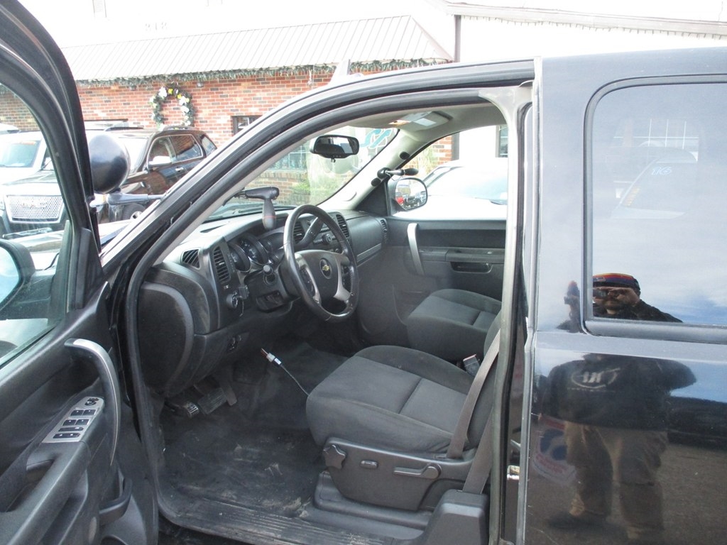 2012 Chevrolet Silverado 1500 LT photo 4