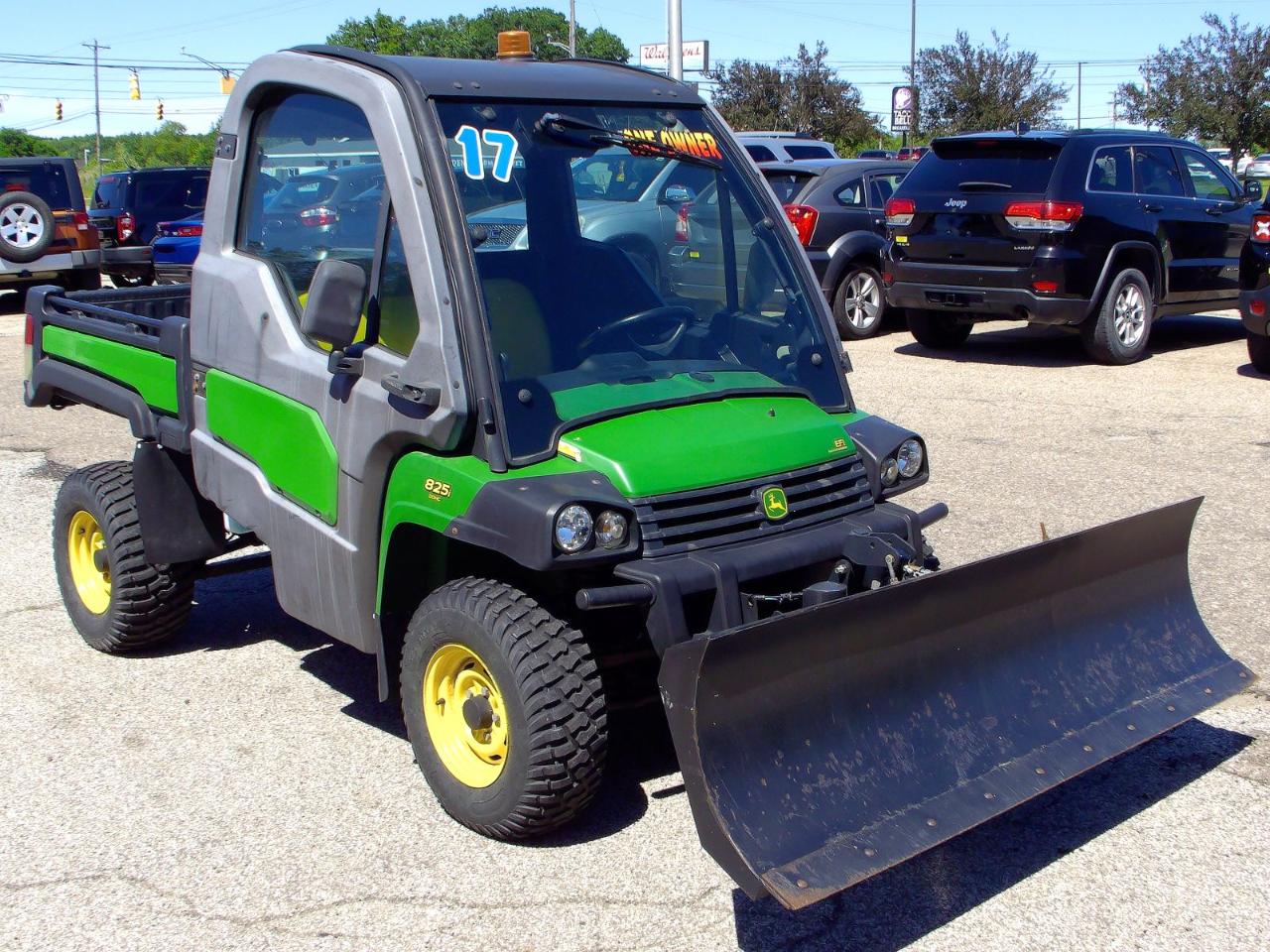 John Deere 825  2017