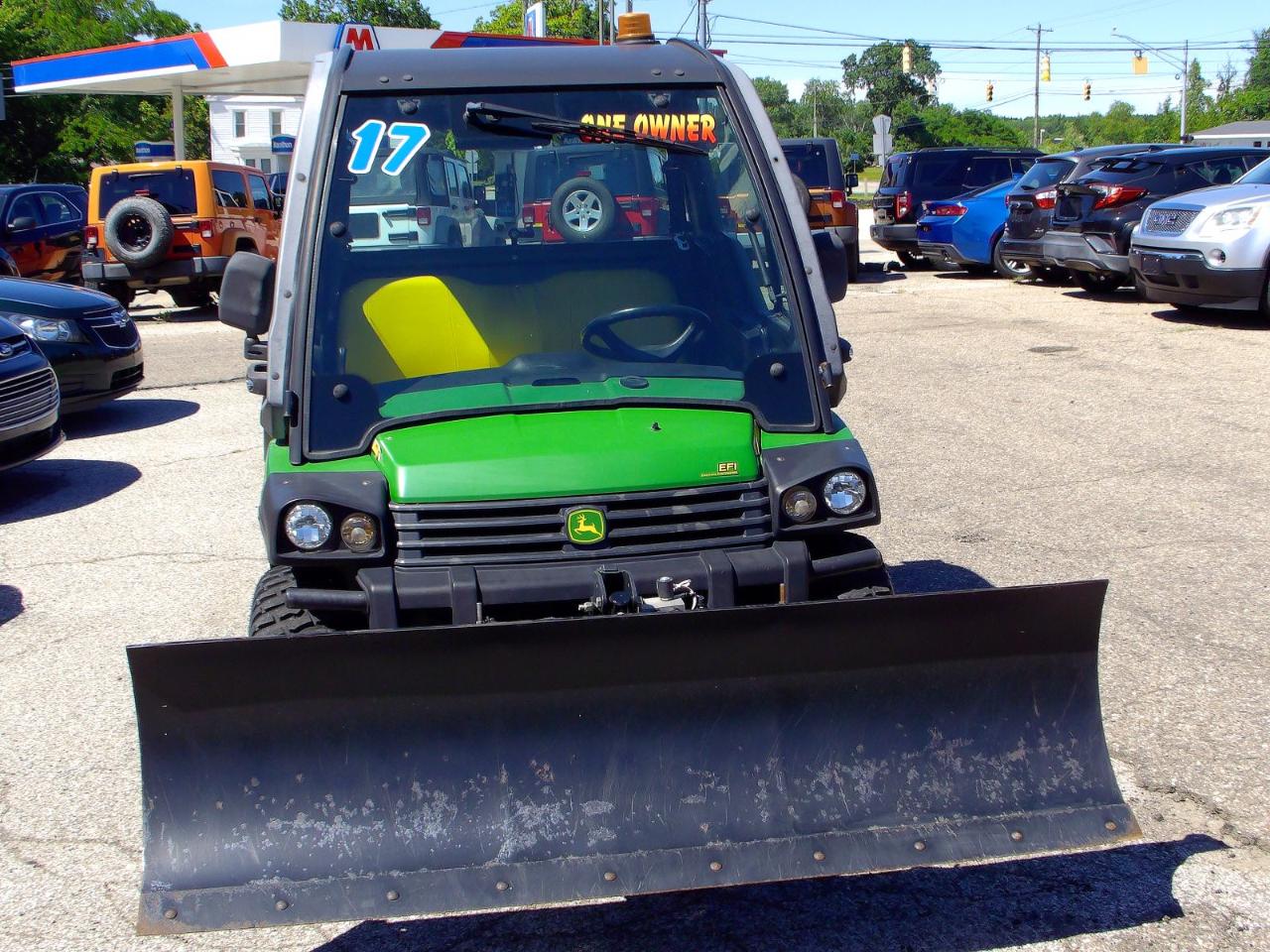 John Deere 825  2017