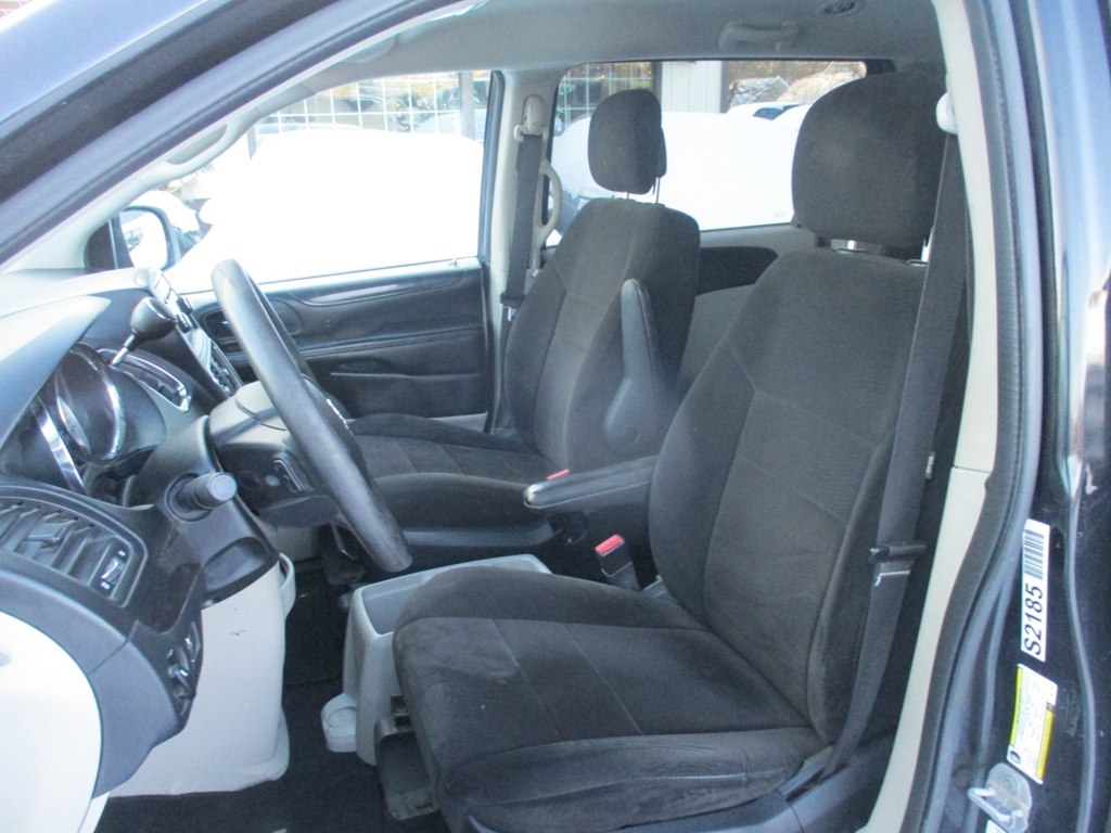 Dodge Grand Caravan  2012