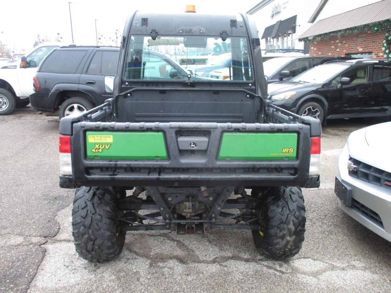 John Deere Gator  2016