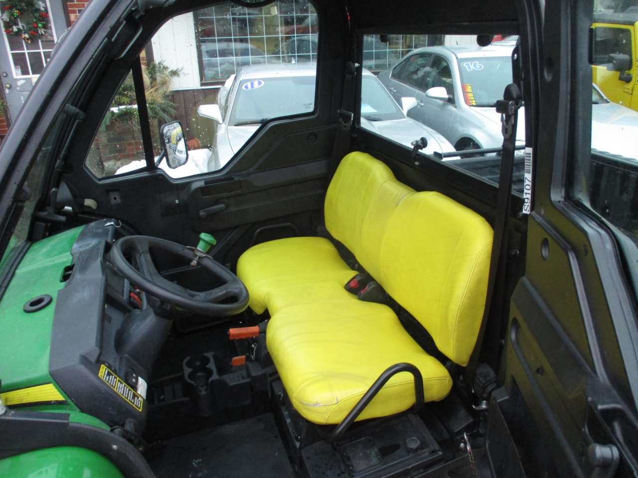 John Deere Gator  2016