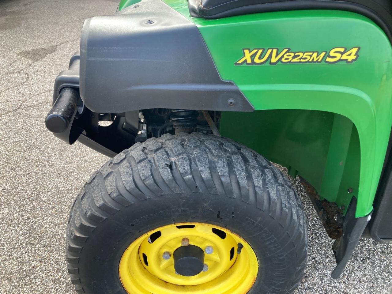 John Deere 825  2018