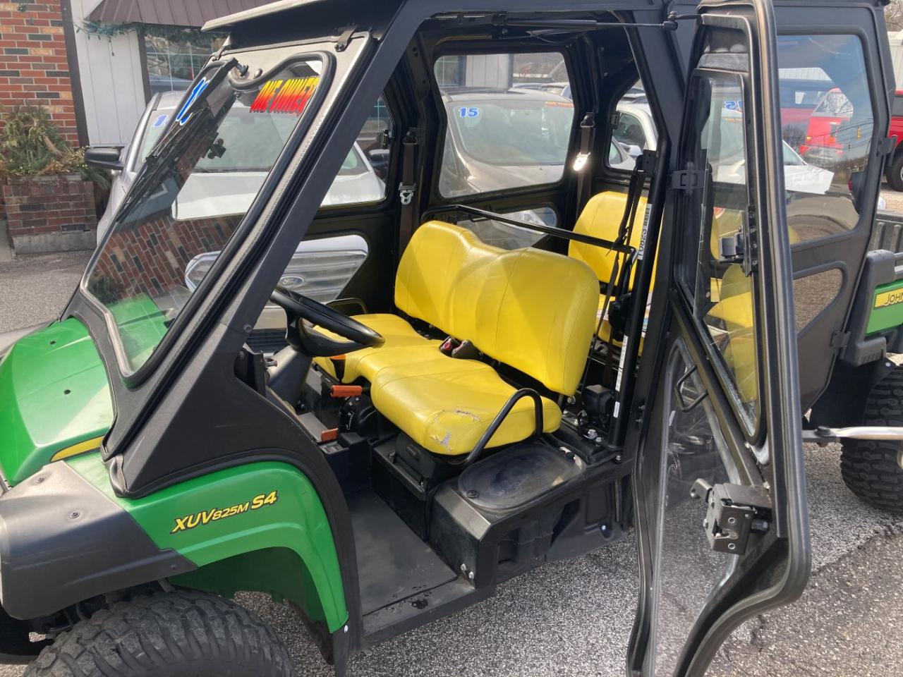 John Deere 825  2018