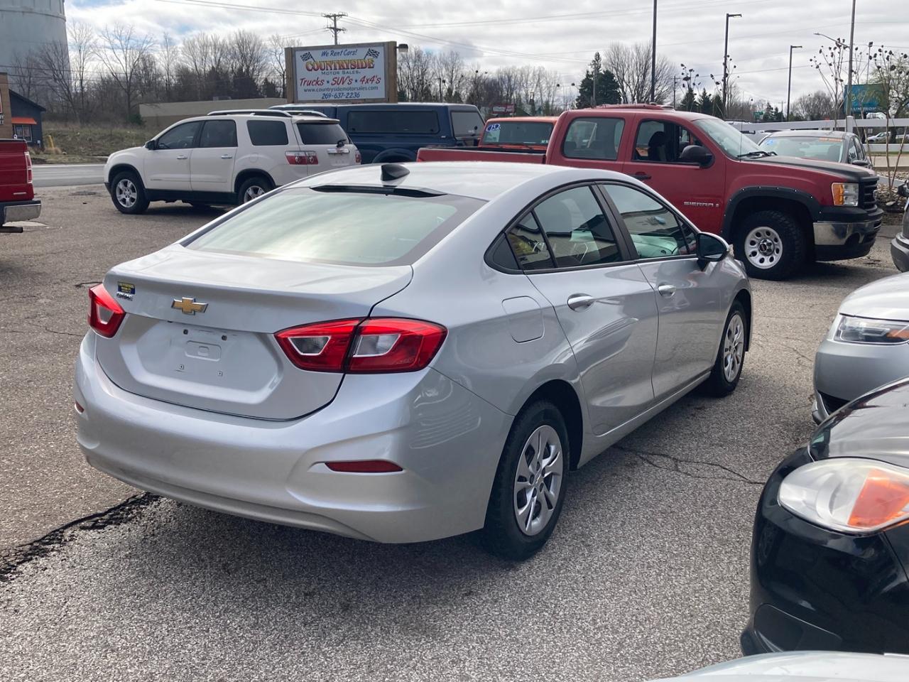 Chevrolet Cruze LS 2019