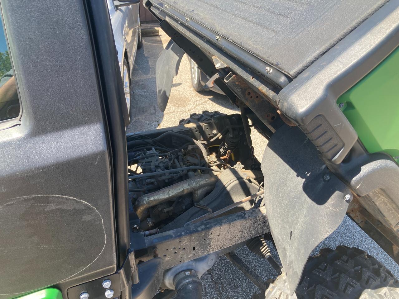John Deere Gator  2016