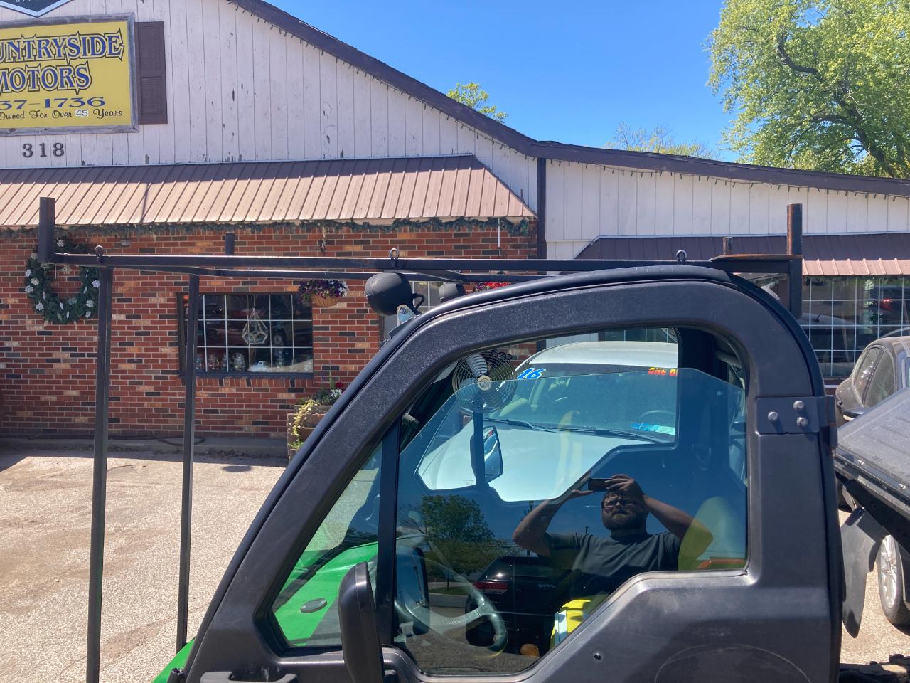 John Deere Gator  2016