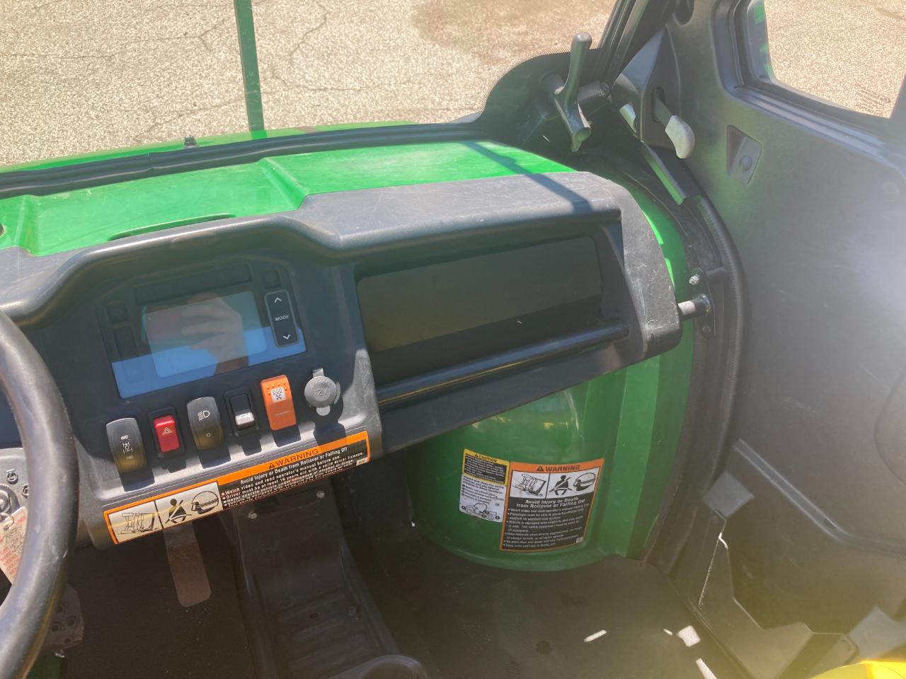 John Deere Gator  2016
