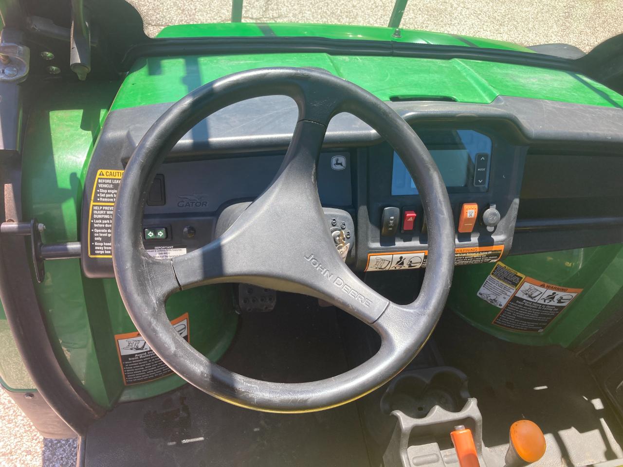 John Deere Gator  2016