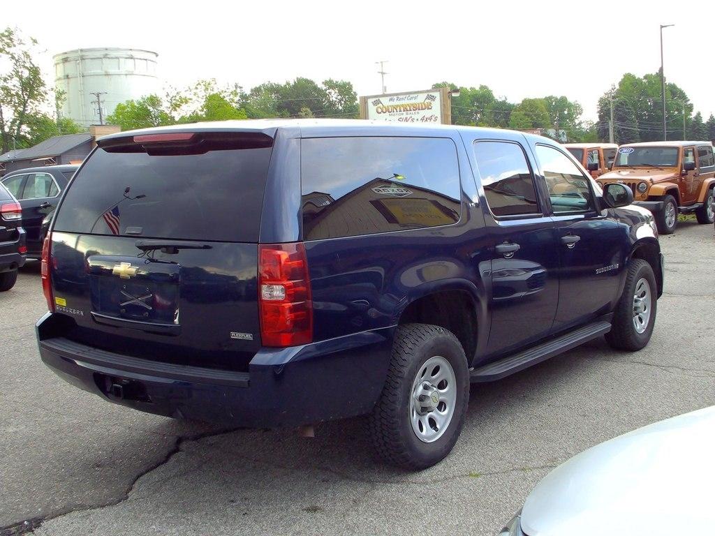 Chevrolet Suburban  2009