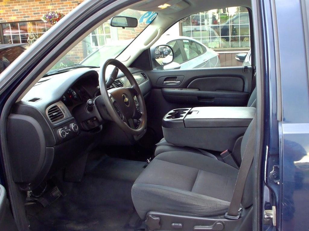 Chevrolet Suburban  2009