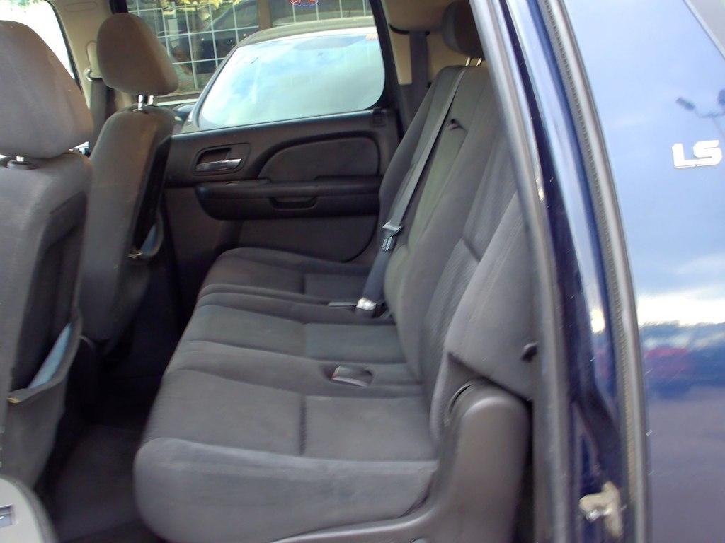 Chevrolet Suburban  2009