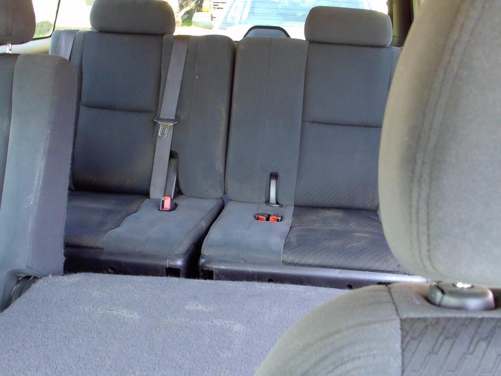 Chevrolet Suburban  2009
