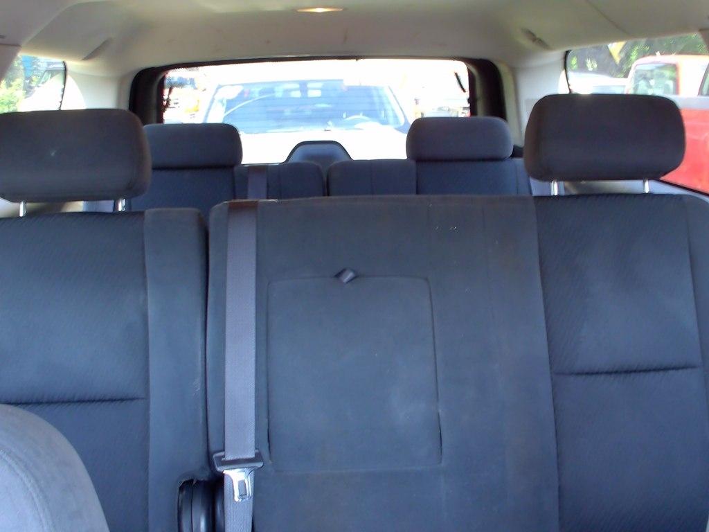 Chevrolet Suburban  2009