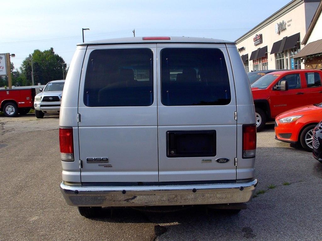 Ford Econoline  2013